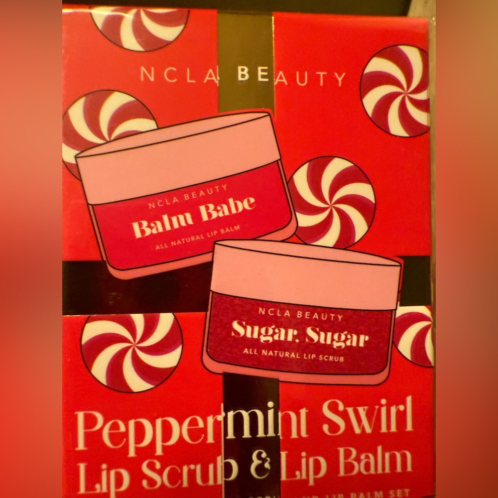 🆕 NCLA Beauty Peppermint Swirl Mini Lip Scrub & Balm Set - Red. - Picture 4 of 5
